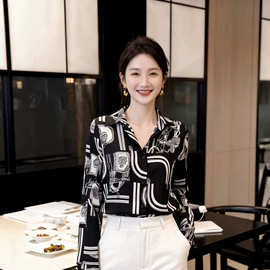 2026新款韩版光泽感印花老钱风衬衫女小众设计感长袖宽松衬衣外穿