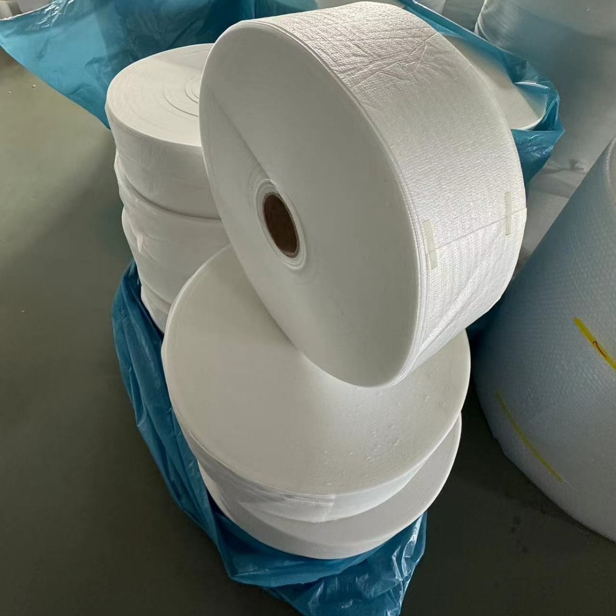 epe特小覆膜珍珠棉包装袋卷料隔热防撞电子五金饰品防摔物流包装