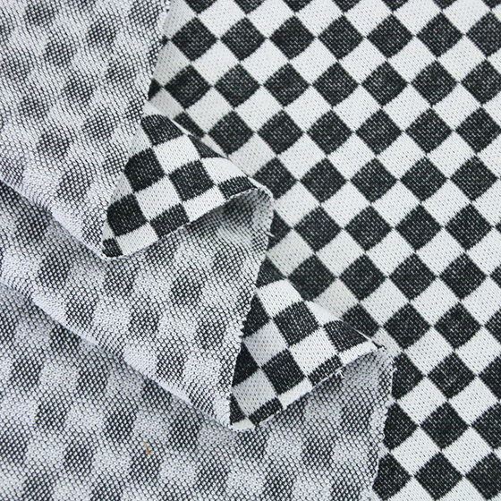 Four seasons popular black and white plaid double-sided knitted fabric 320g checkerboard drape women's casual skirt knitted surface