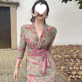 off滃曼陀罗花显白女可立设计师品牌cial欲望英国裹身裙i网纱lyl