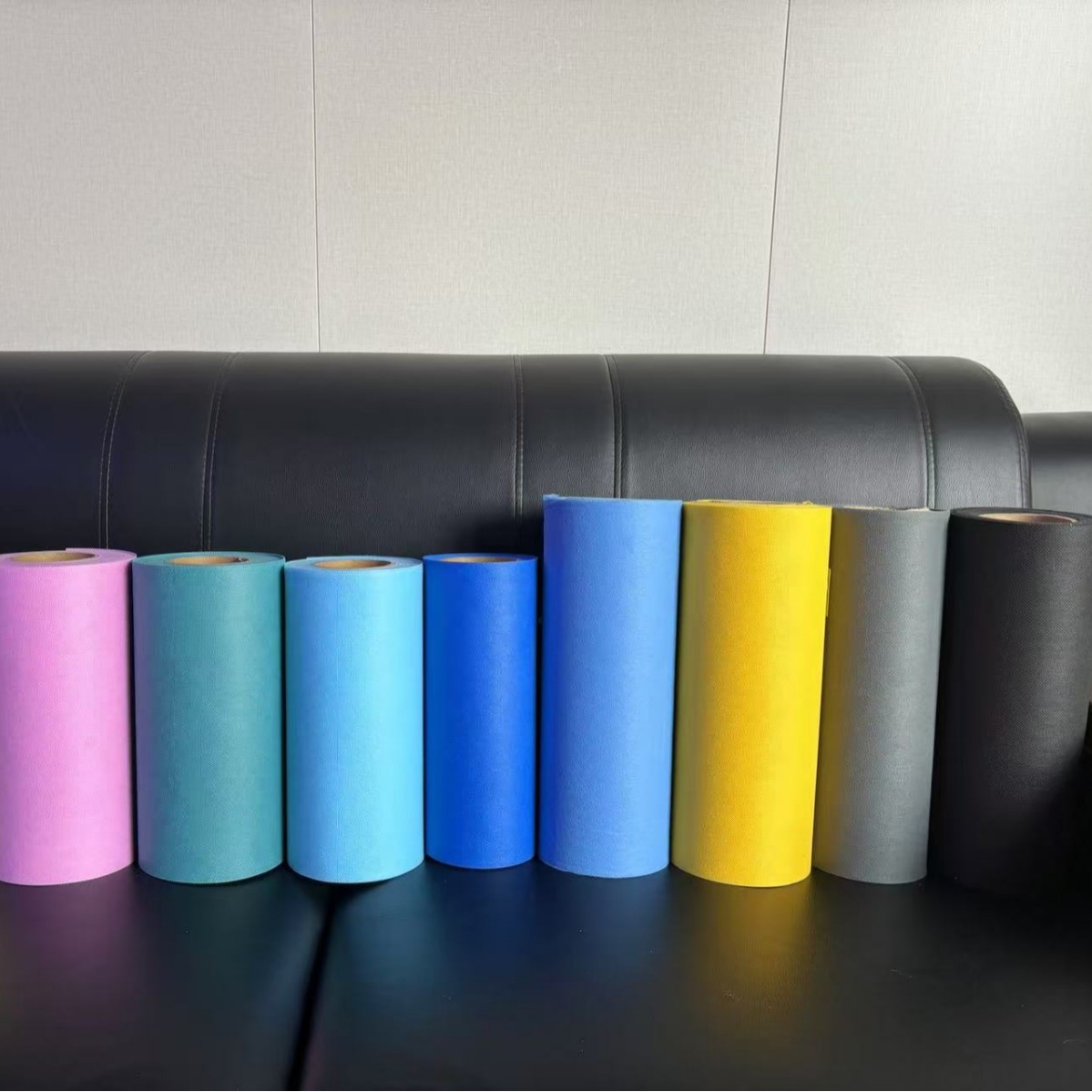 工厂销售沙发、家居无纺布系列