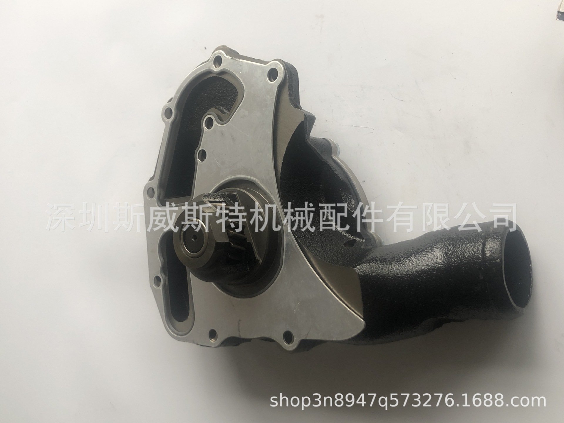 U5MW0194 (4)