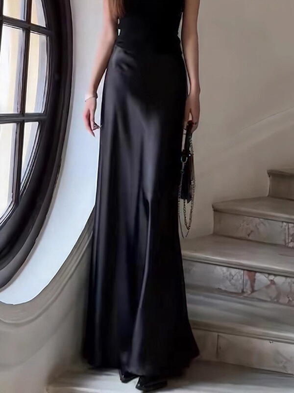 Plus-size black silky drapey acetate satin skirt for women, high-waisted slimming fishtail long skirt for plus-size girls