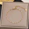 【517】 Bracelet golden color