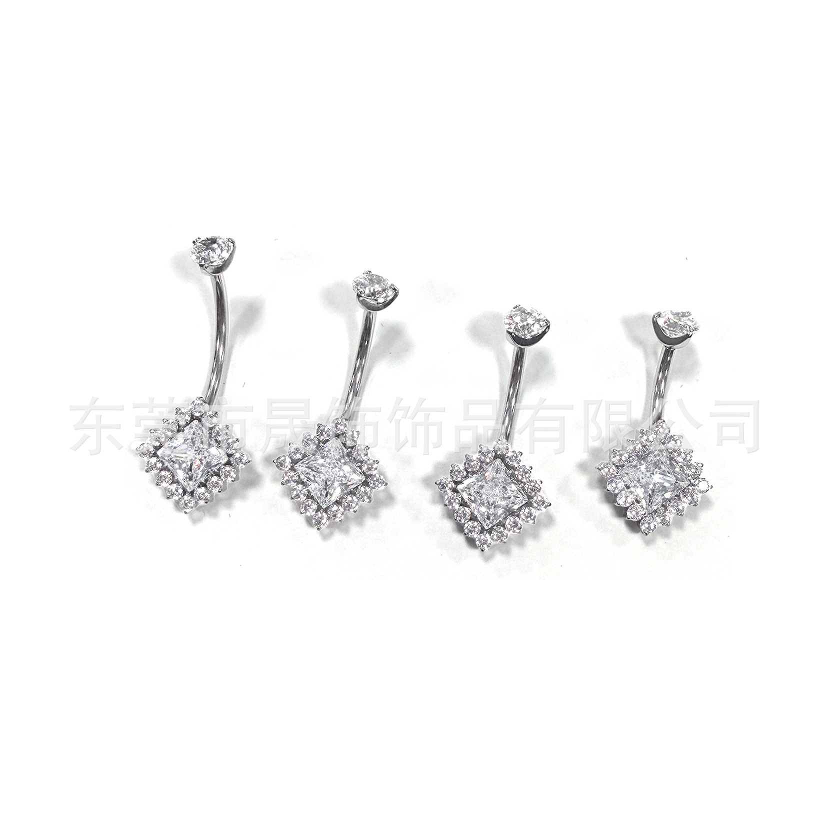 F136 Titanium Alloy 肚 Navel Ring Studded 方 Cubic Zirconia 内牙 Navel Ring G23 Titanium 人体 Piercing 脐饰