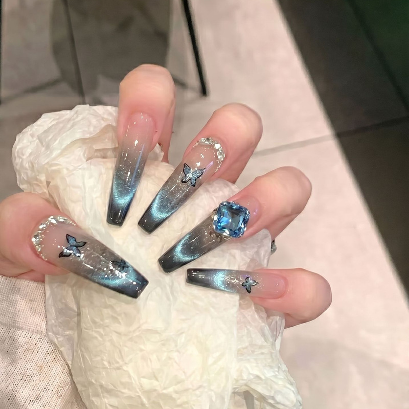 Dai Risen [Cui Lan] Purely Handmade Wearable Nails Smiling Cat Eye French Nude Manicure Small Diamond K9 Diamond Nail Chips