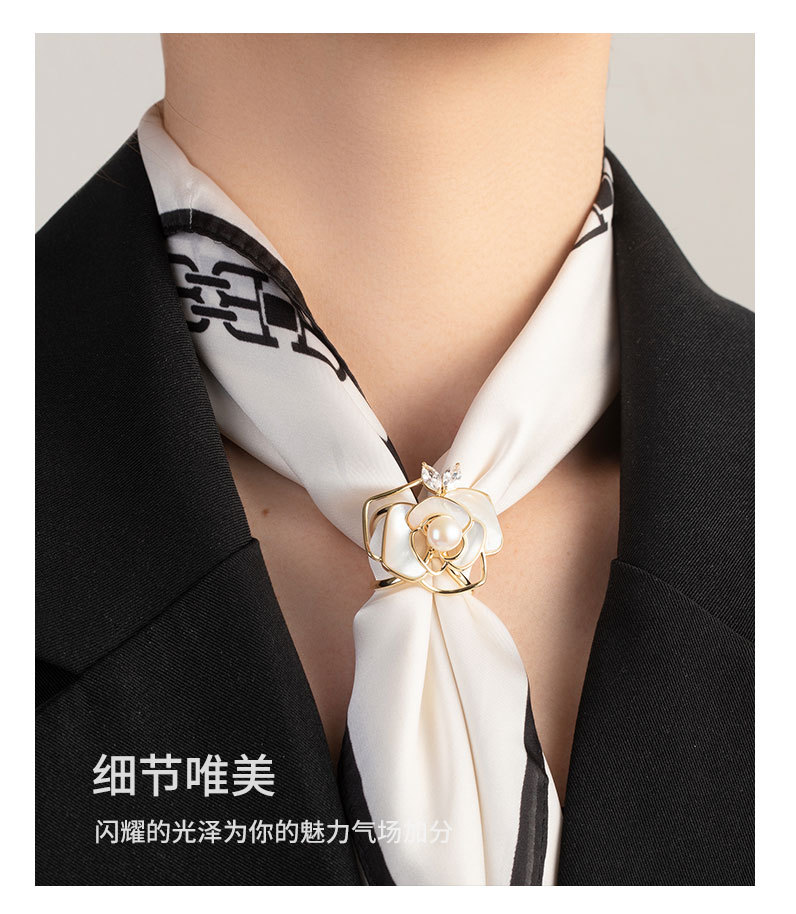 时尚优雅山CHA丝巾扣小众轻奢风天然贝壳花朵方巾扣