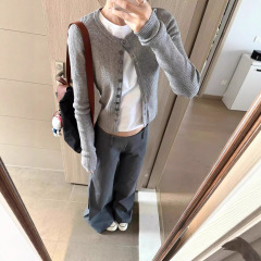 针织开衫外套女灰色温柔风甜美长袖单排早秋修身显瘦短款外搭上衣