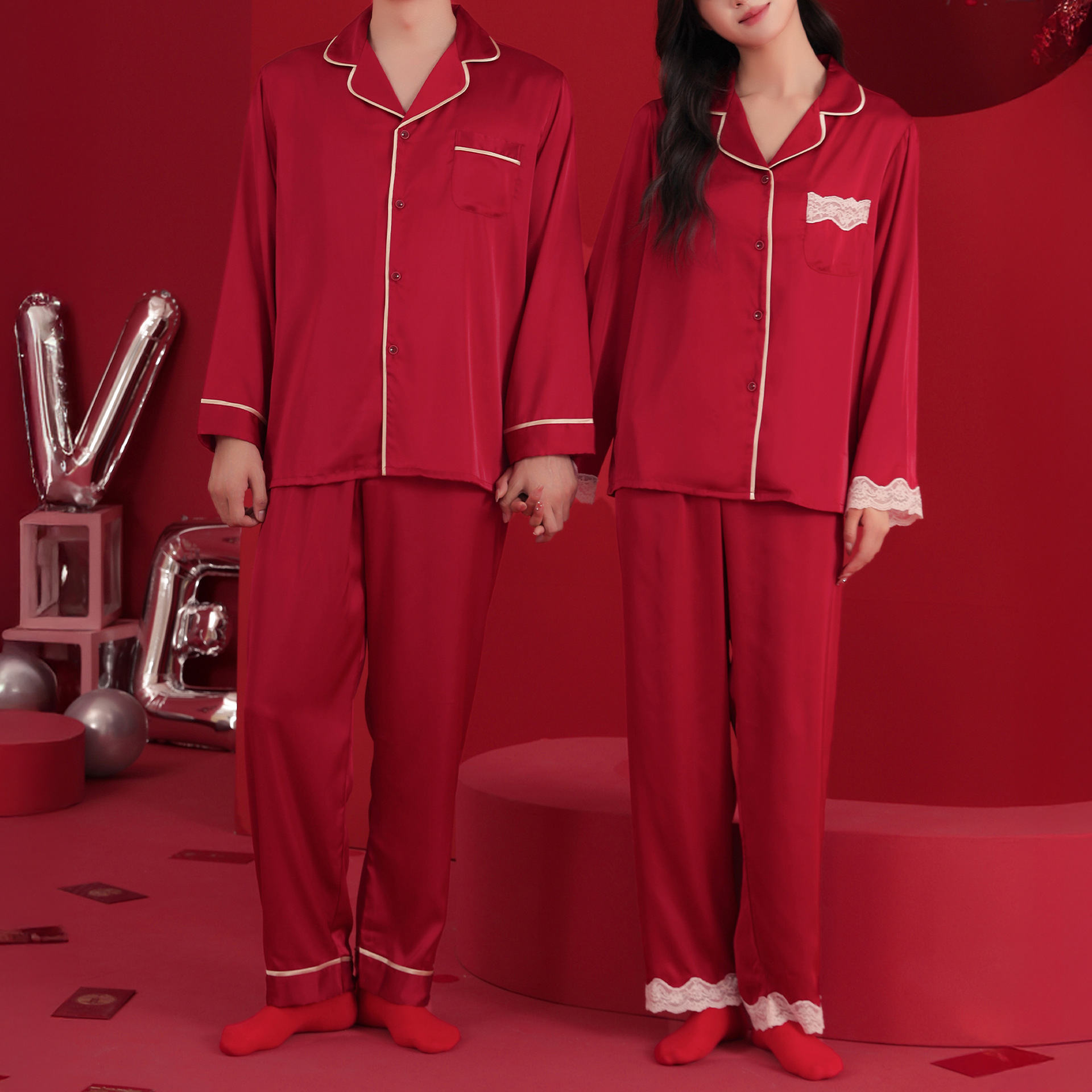 Pajamas de pareja para la boda de primavera y otoño helado seda roja para hombres y mujeres set de boda de seda MC0001