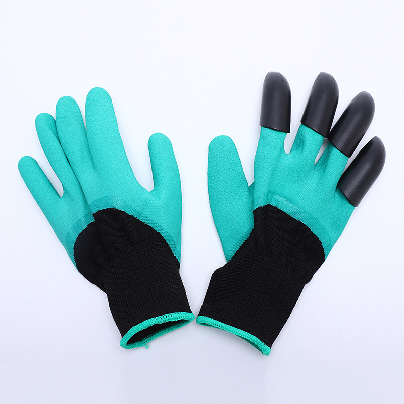 발톱이 달린 장갑