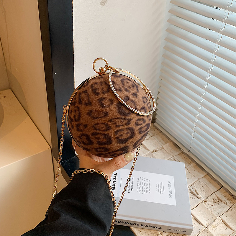 Korean style fashionable niche heart-shaped round ball women's shoulder bag crossbody bag leopard print trendy evening bag