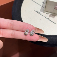 超嗲甜美少女心爆闪猫咪蝴蝶结螺丝耳骨钉 睡觉不用摘