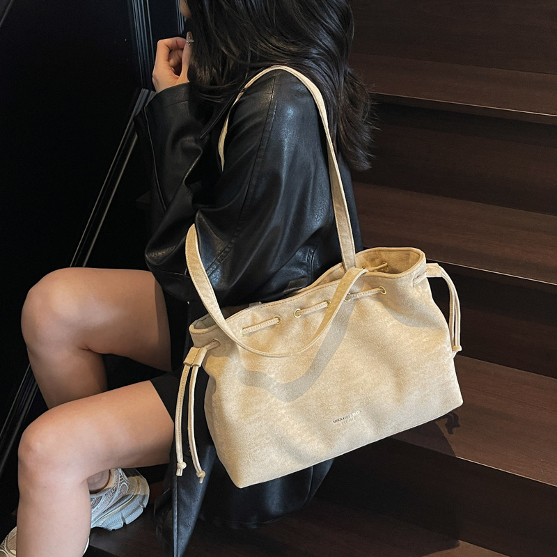 麂皮绒包包女款2025新款潮时尚百搭高级感复古单肩包大容量通勤包|undefined