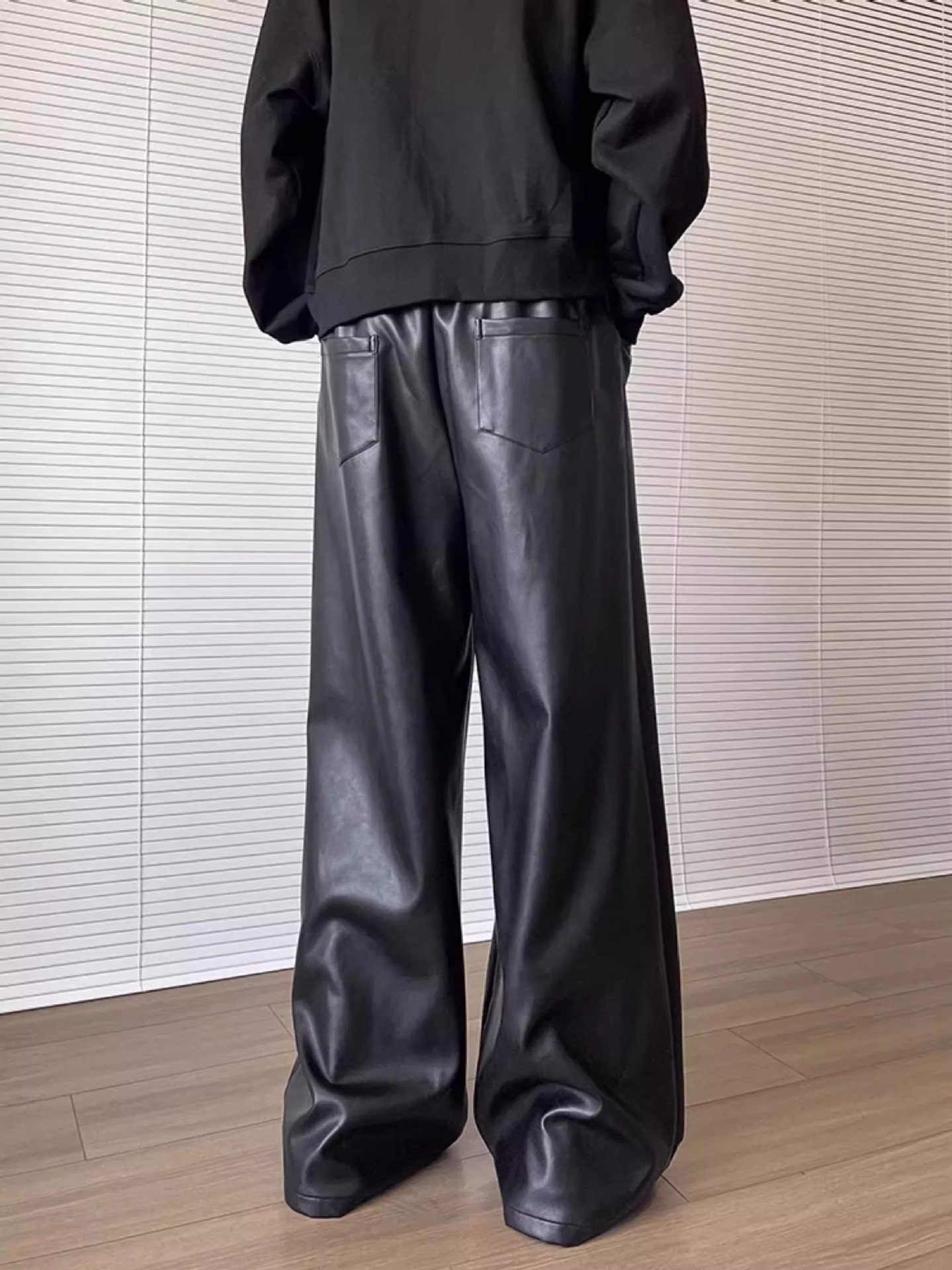 Herren Lederhose Im American Style Lockere Passform Schwarz_voghion.com