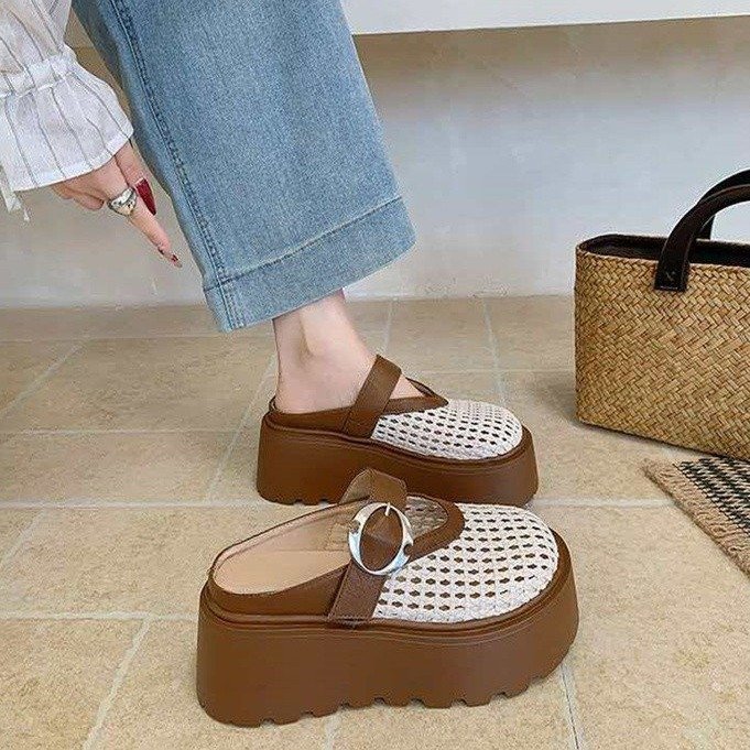 2026 nuevo estilo francés de moda transpirable zapatillas frías perezosas de verano