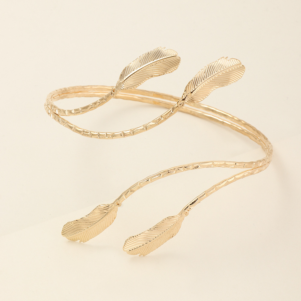 24g Weight Alloy Pendant Material No Inlaid Inlay Material arm bracelet Classification Alloy Chain Material Anniversary, Business, Travel Occasion Alloy Material Geometric Pattern All Seasons Season Women'S Gender Fashion Style Fashion Hollow Geometric Pattern Butterfly Leaf Alloy Bracelet 13
