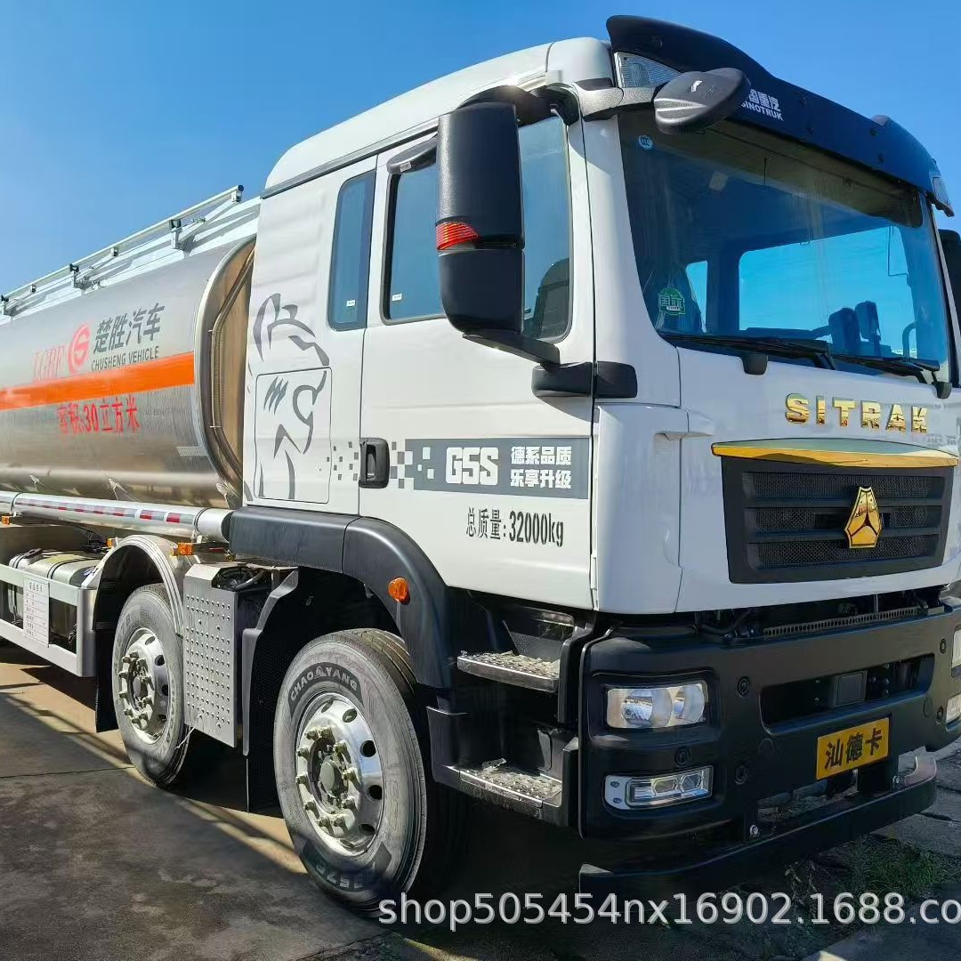 陕汽后双桥18立方米易燃液体罐式运输车 危险货物车辆类型