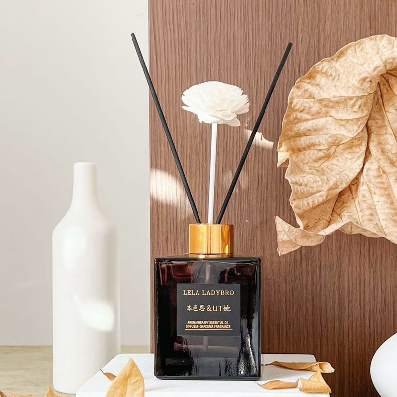 Authentic true color EnUT her gardenia flower aromatherapy hotel home lasting fragrance without fire aromatherapy essential oil Sichuan Keming Authentic true color EnUT her gardenia flower aromatherapy hotel home lasting fragrance without fire aromatherapy essential oil Sichuan Keming