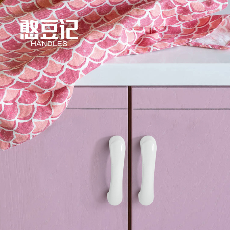 Tirador pequeño de cerámica para puerta de armario, tirador de cajón de gabinete con diseño de dibujos animados simple y bonito para habitación infantil, tirador de un solo orificio para cajón. image 2