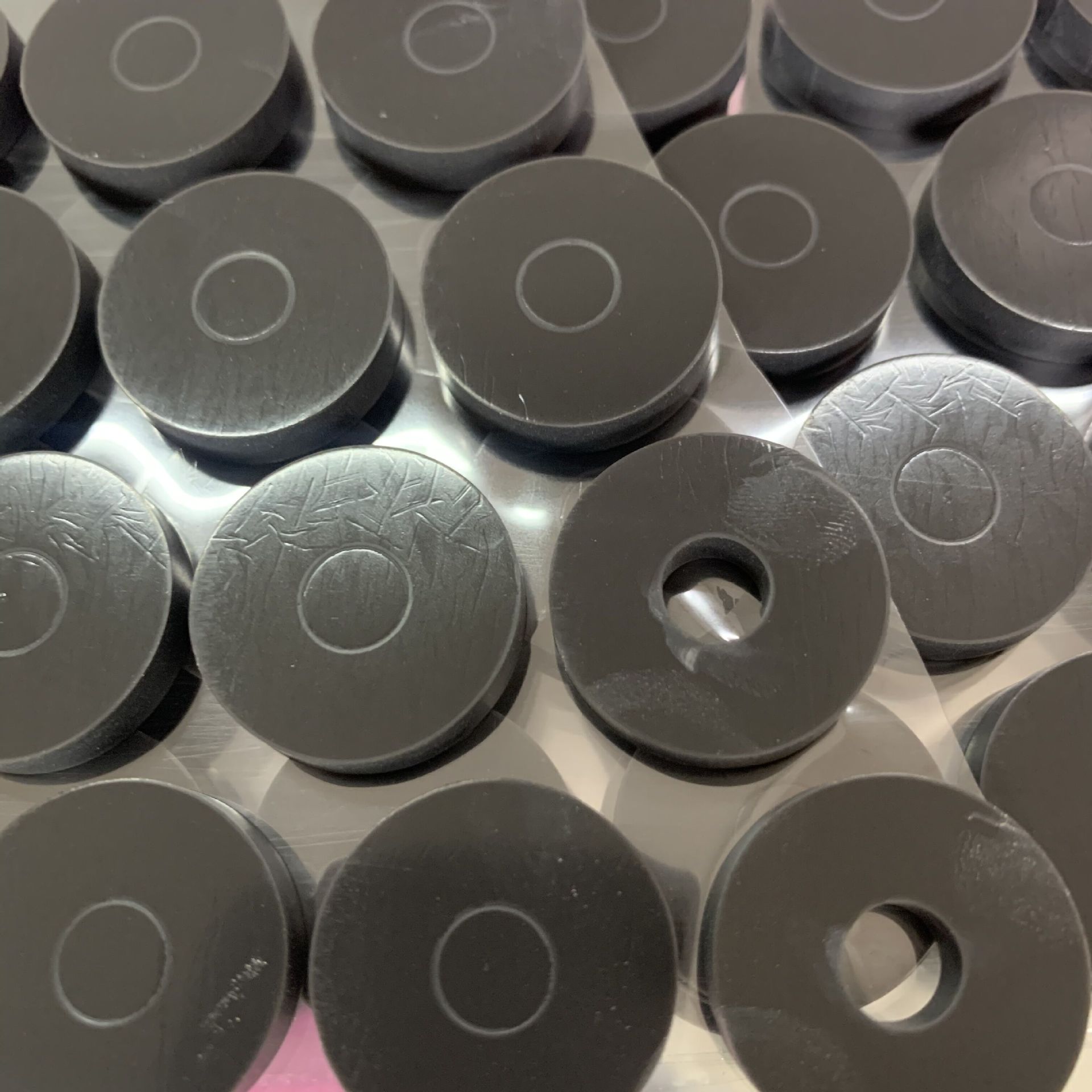 厂家直销透明硅胶垫 圆形硅胶垫 食品级硅胶垫 自粘硅胶垫