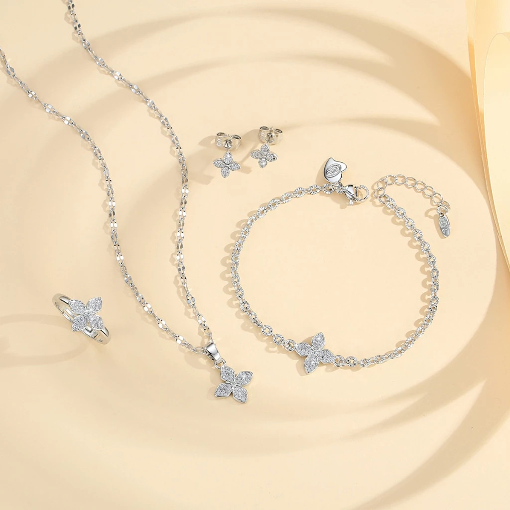 Comercio electrónico transfronterizo lujo ligero diamantes de flores de cuatro hojas pulsera anillo colgante collar pendientes joyas exquisitas conjunto de cinco piezas