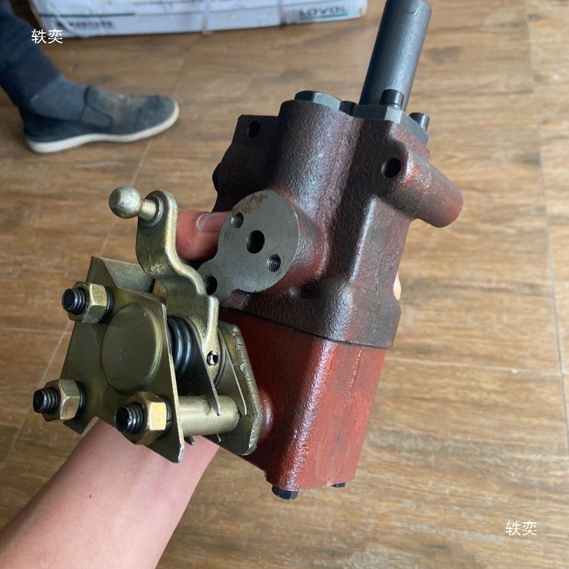 福田欧豹TA大桥554-904拖拉机液压分配器总成外置分配器总成