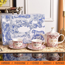 欧式轻奢复古D家骨瓷红色咖啡杯碟下午茶咖啡杯碟早餐套装礼盒装