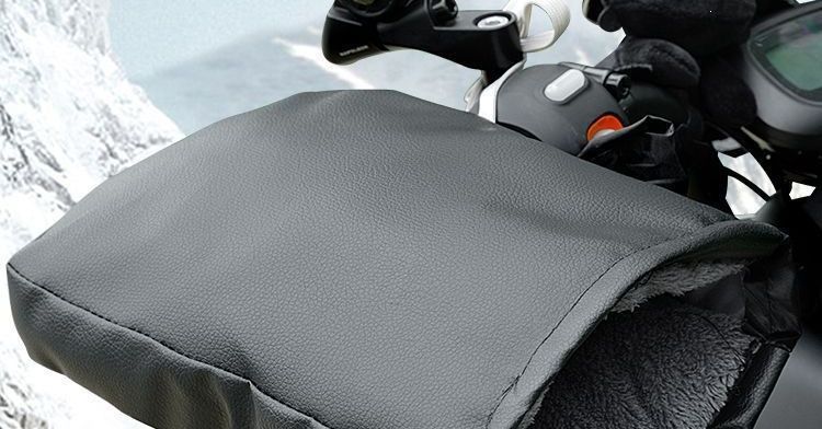 Thickened winter warm handlebar covers for electric bikes, waterproof and windproof, with fleece lining