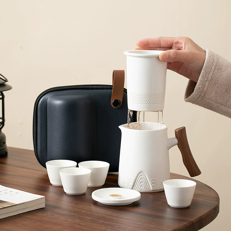 Один горшок чая для путешествий четыре чашки наружного портативного чайного сервиза кунг-фу