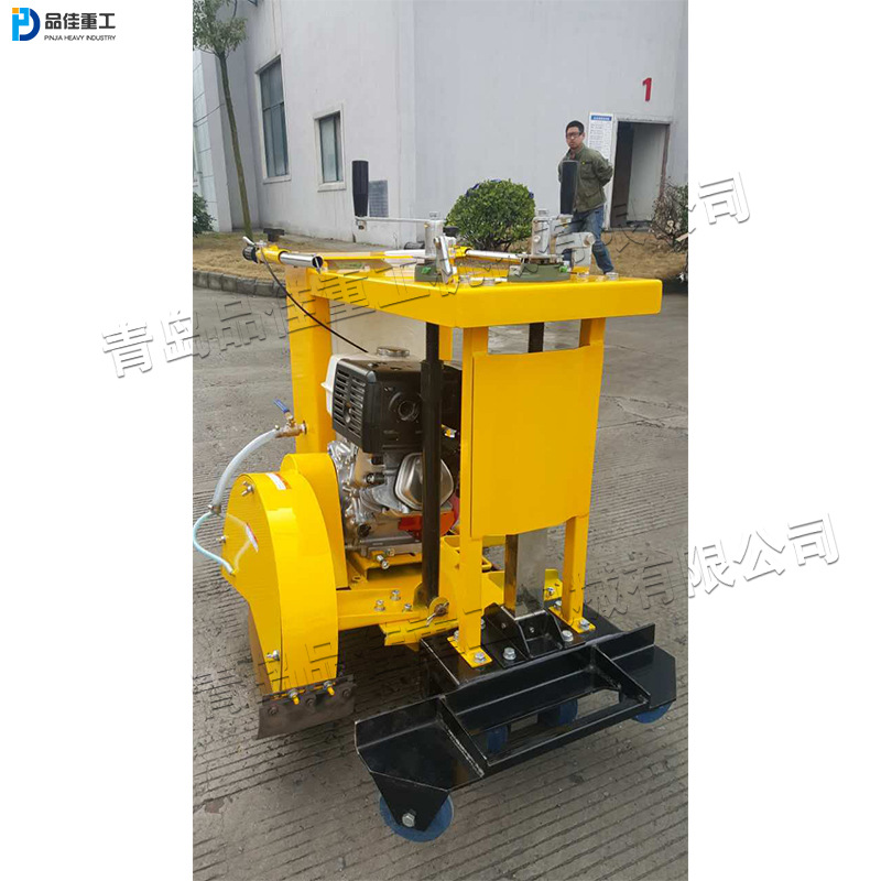 圆形井盖切缝机 井盖切割深度开槽机 手推式沥青路面维修切割机