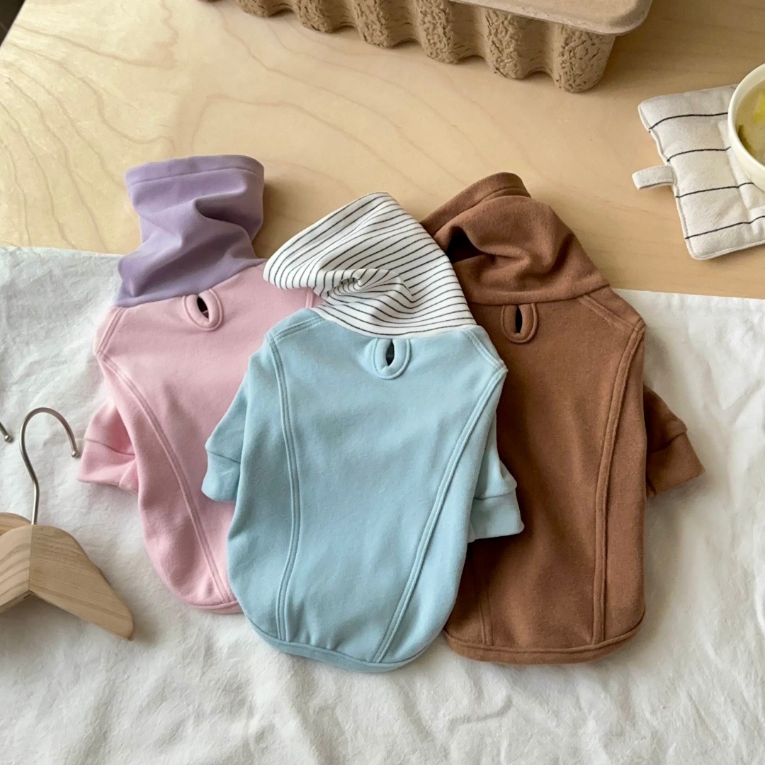 カラーブロックボトムシャツ、ペット服、犬服、テディビション秋冬服、暖かい二足服、猫服卸売
