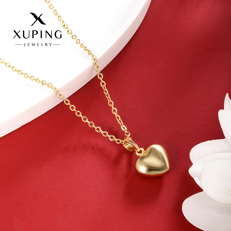 Xuping oro tridimensional corazón simple estilo ligeramente lujoso nicho de alto nivel collar colgante clavícula