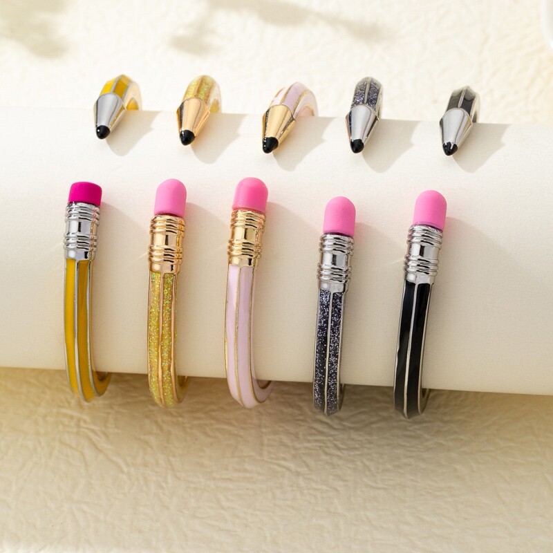 European and American Cross-Border New Style Simple Fashion Artistic Retro Light Luxury Exquisite Pencil-Shaped Design Women's Open Bracelet