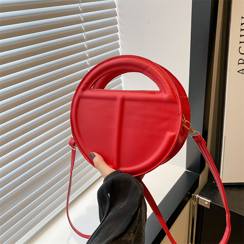 Elegant Women's Round Crossbody Bag With Unique Texture Design_voghion.com