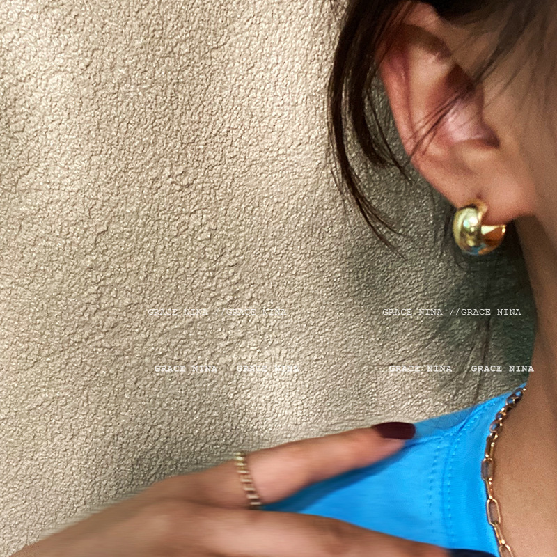 18061251444_693500531