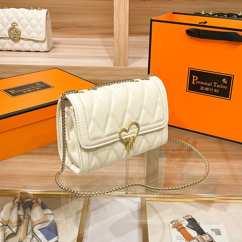 包包女士新款2024爆款春夏百搭小香风真皮小众菱格链条单肩斜挎包