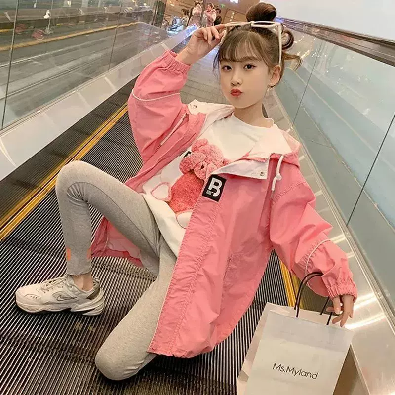 Повседневное пальто для больших детей для девочек 2023 Весна Новый стиль Свободная ветровка с капюшоном Большой Детский кардиган Модный