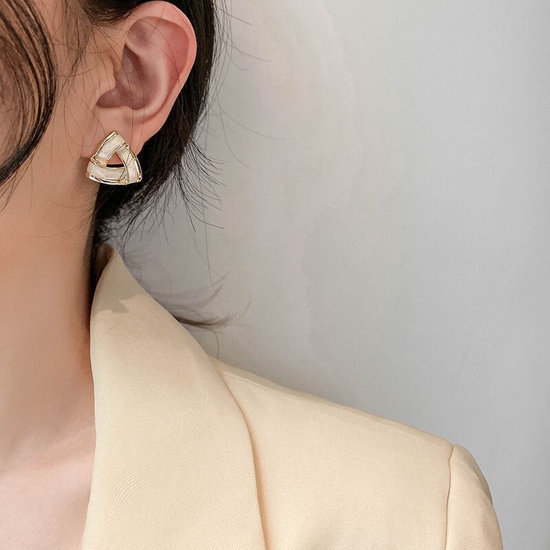 Brand geometric fashionable elegant earrings