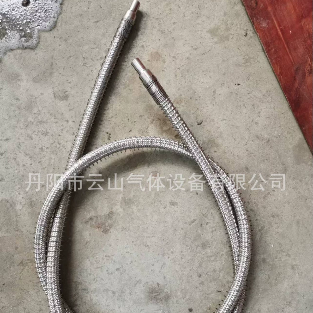 Поставка гофрированных труб высокого давления, компенсаторов металла из нержавеющей стали, фланцевых металлических гофрированных труб из нержавеющей стали.