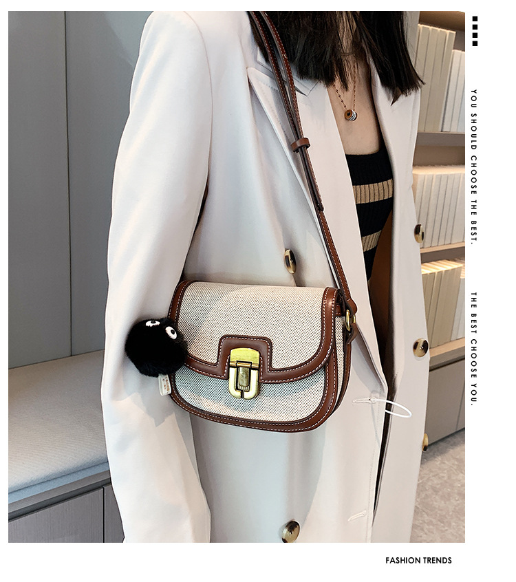 Ženska nova korejska izdaja 2024, majhna kontrastna platnena torba za sedlo, modna in trendovska torba čez telo_voghion.com
