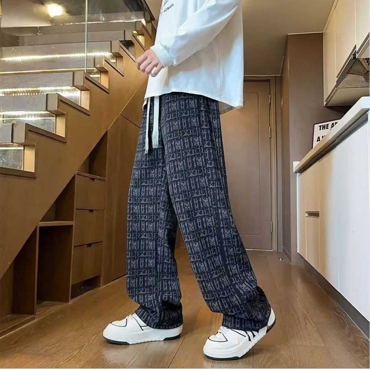 Pantalones casuales a cuadrillas transfronterizas estadounidenses recto para hombres invierno nuevo estilo de moda suelto con pantalones de terciopelo teñidos de lana