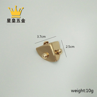 �b���߅���o�ǰ����o��ֱ�ǶY��ľ����b�а�߅�b��FƤ��