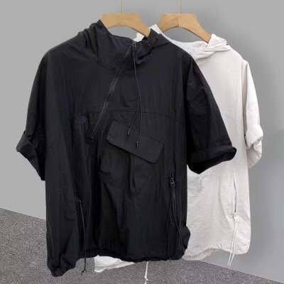 Trend design short sleeve T-shirt with zipper with hood