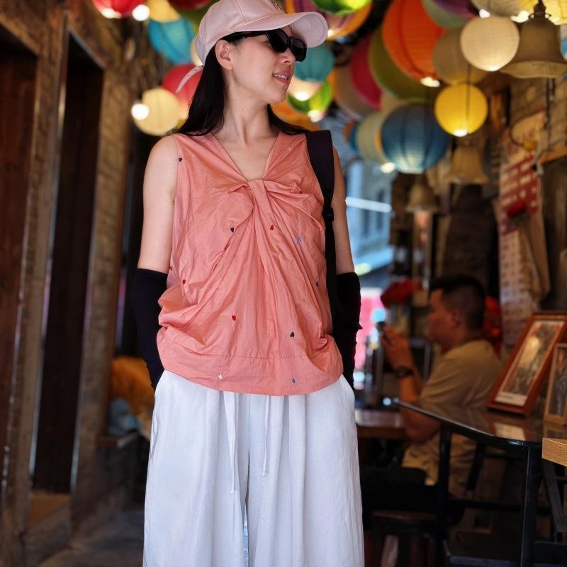 洋气衣服女纯欲慵懒风女装T恤2025刺绣独特别致宽松遮肉上衣新潮|undefined