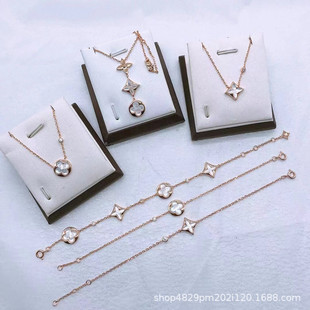 �H���������~���Ļ��廨���Ů��ؐĸ�18Kõ���߼��К��|���