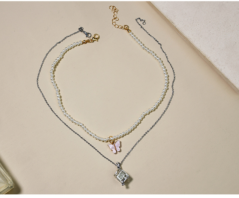 Collier Rétro Pierre De Lune Collier Alliage Papillon Perle display picture 4