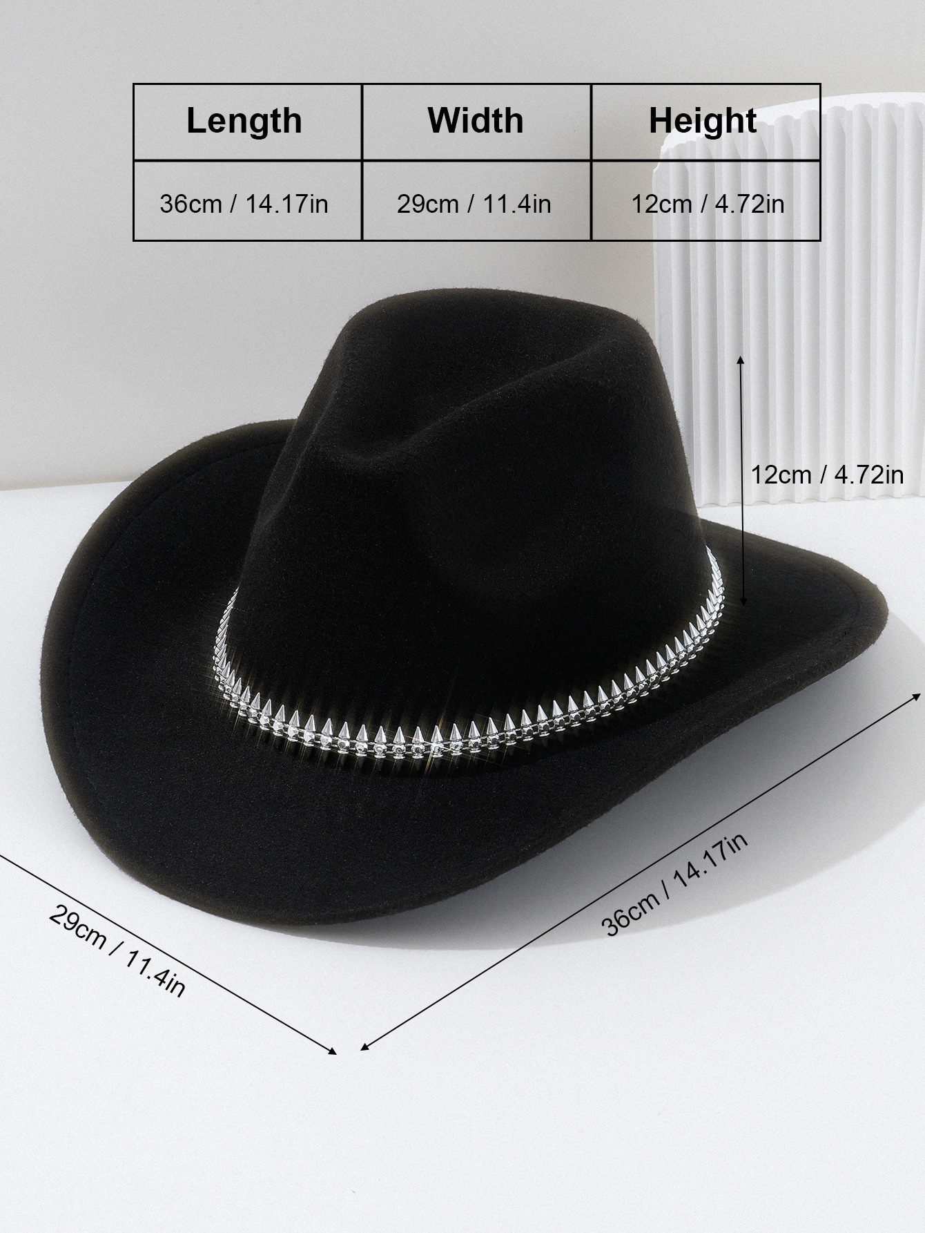 Cappello da cowboy bianco in feltro per donna con borchie spina_voghion.com