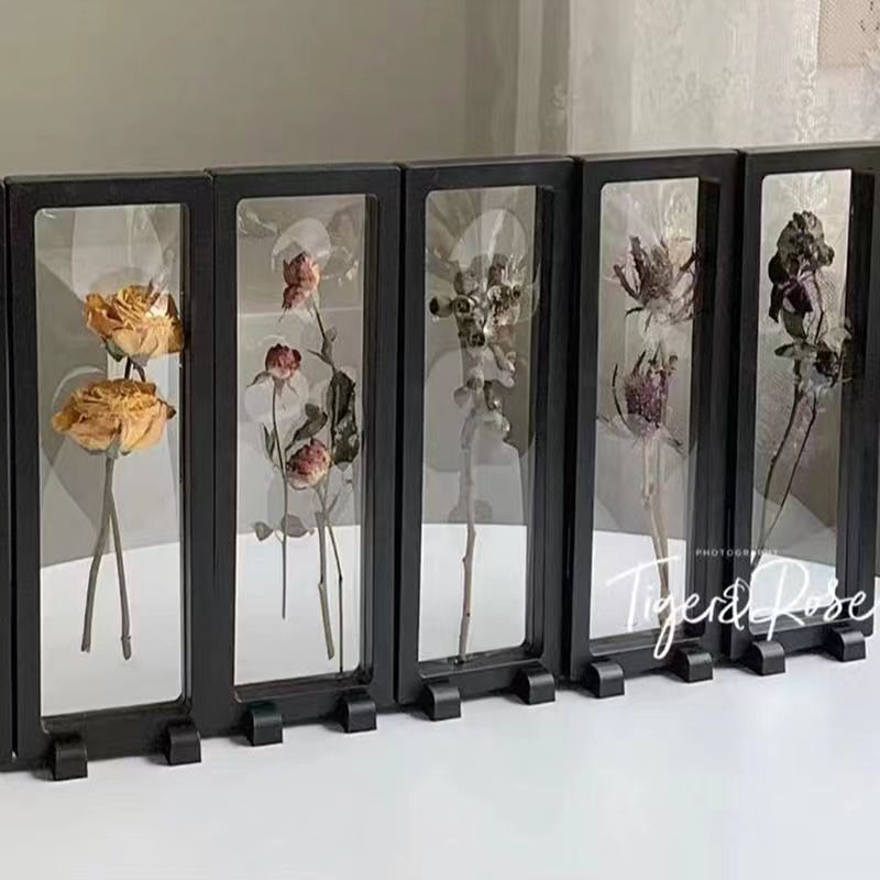 Valentine's Day Rose Dried Flower Storage Photo Frame Display Stand Rose Flower Necklace Jewelry Specimen Sample Exhibition Stand Valentine's Day Rose Dried Flower Storage Photo Frame Display Stand Rose Flower Necklace Jewelry Specimen Sample Exhibition Stand