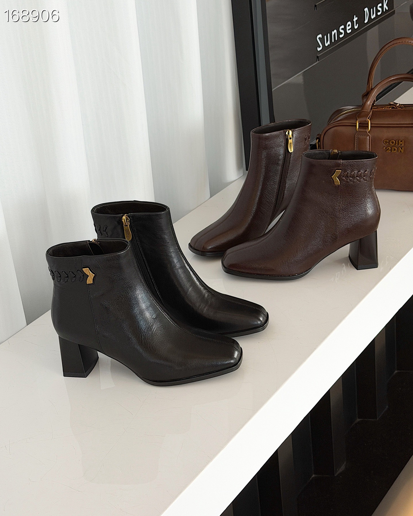 Boot da cừu nữ mũi vuông gót vuông cổ thấp phong cách sang trọng — Màu đen chi tiết 2