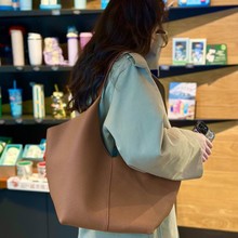 �羳�¿�sͨ�ڰ���Ů�^��TCţƤ�������μ��㼑���ĸ��Ҹ�°�